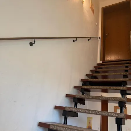 Проживание в семье Burato's Haus *